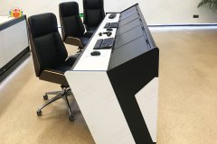 斜面操作臺(tái)的優(yōu)點(diǎn)有哪些？